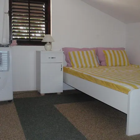 Сasa de vacaciones Little House *